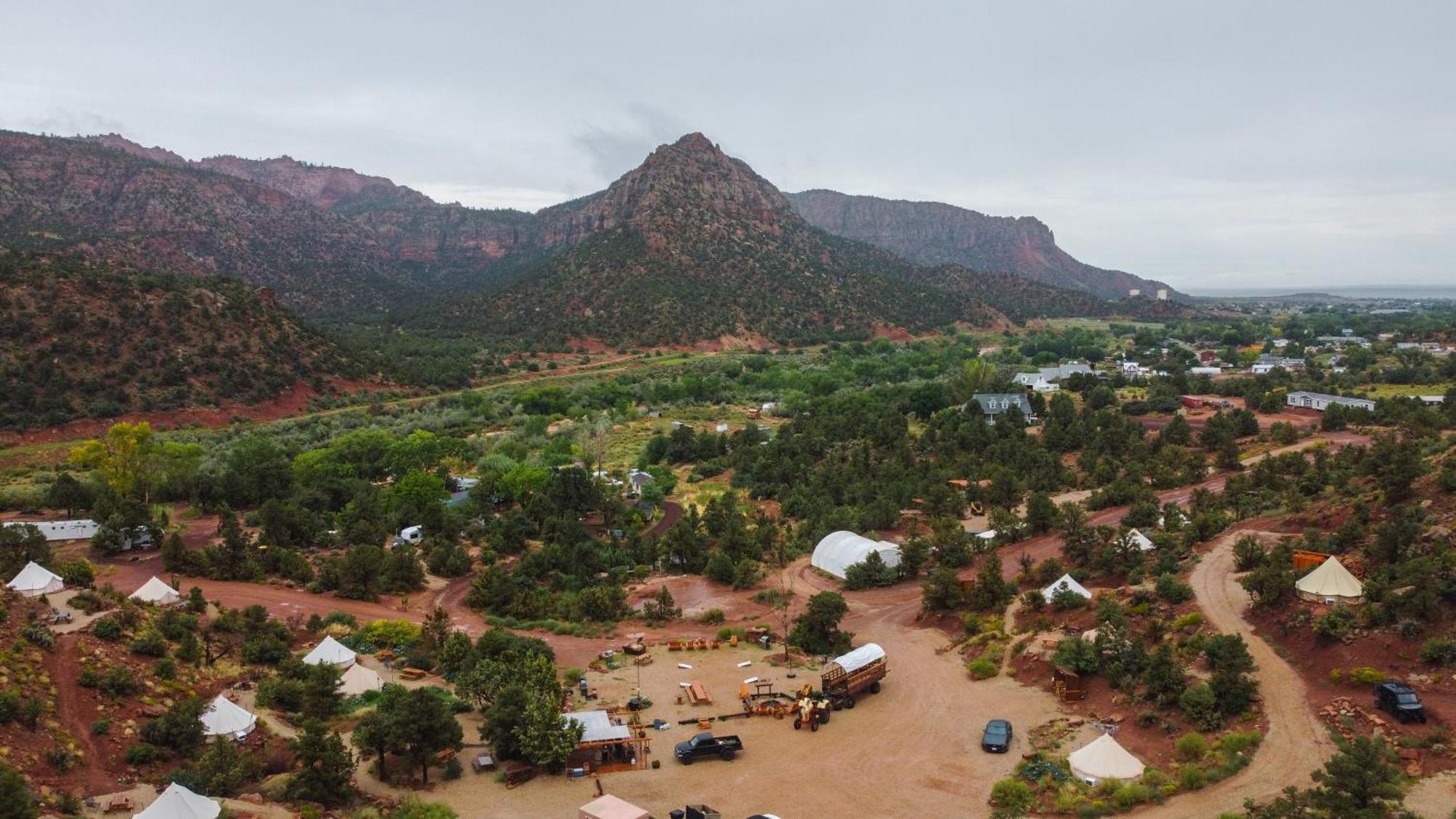 Zion Glamping Adventures Hotel Hildale Exterior photo